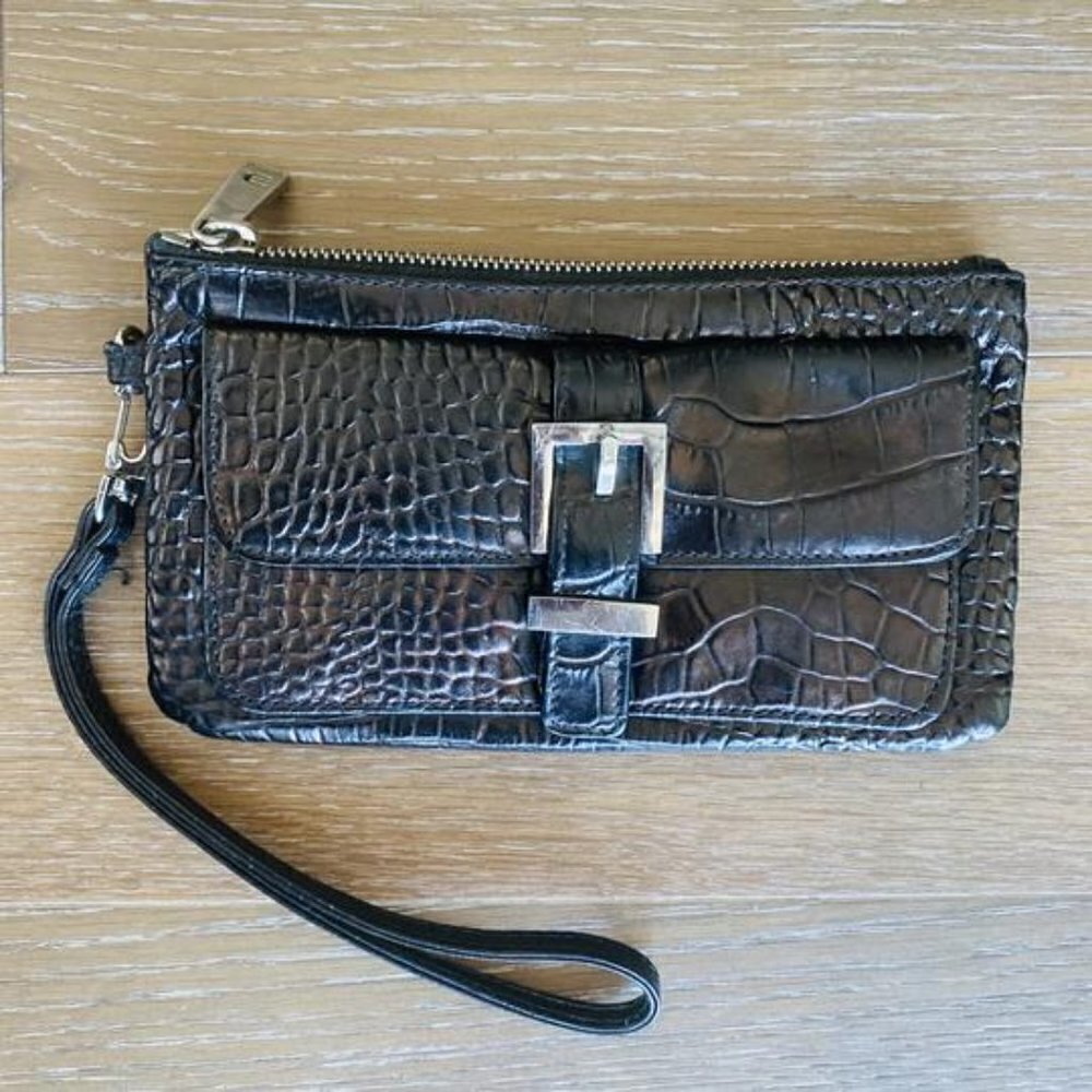 Express Croc Wristlet | Black